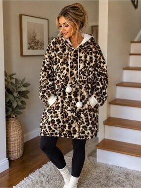 Harper Leopard Print Plush Hooded Pullover Sherpa Lined Cozy Lounge Top Size SM